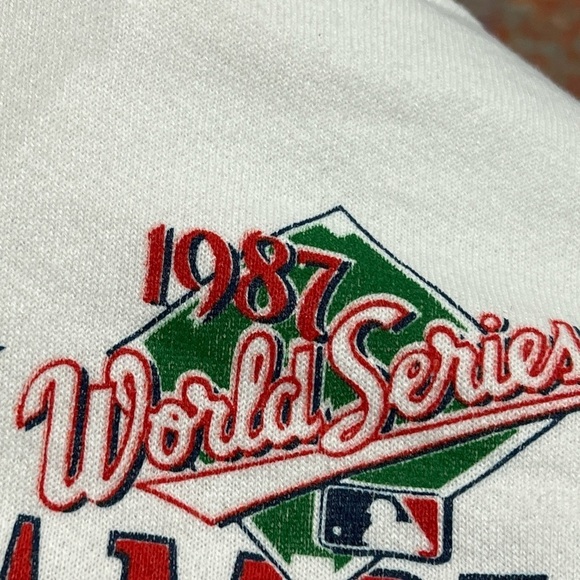 Minnesota Twins 1987 World Series Champions MLB Baseball Vintage Sweatshirt - Picture 3 of 4